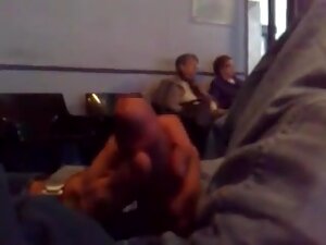Le style d'allié de maman brune se fait film porno xxl arab baiser
