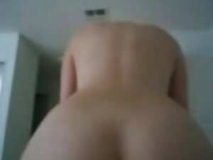 Regardez la film porno xxl arabe vidéo porno blonde a secoué son butin en spandex blanc de bonne qualité, de la catégorie du porno domestique et privé.