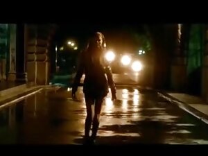 Sarah James youtube video porno xxl en nylon superposé