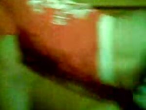 Lexi Love se fait percer la chatte touffue film pourn xxl