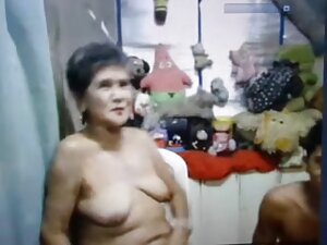 Un bel porno films xxxl étudiant paie beaucoup d'argent pour du sexe en groupe fantastique